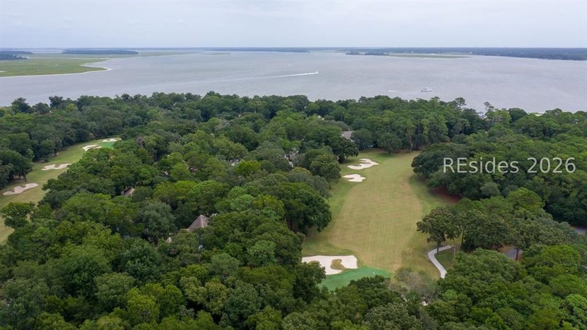 RARE 4-Bedroom - 3 Bathroom End-Unit Townhome with VIEWS of - photo 51