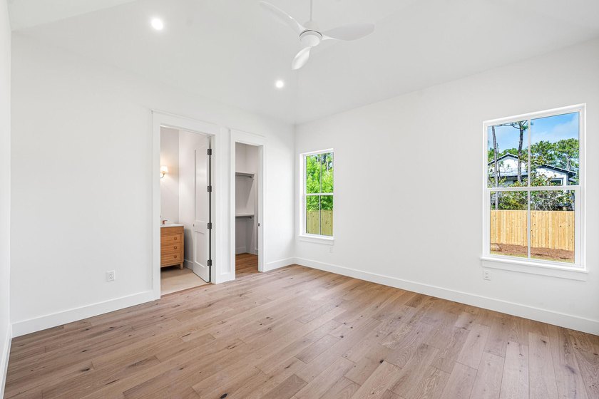 Newly built in Santa Rosa Beach, 35 K Street delivers quality - photo 21