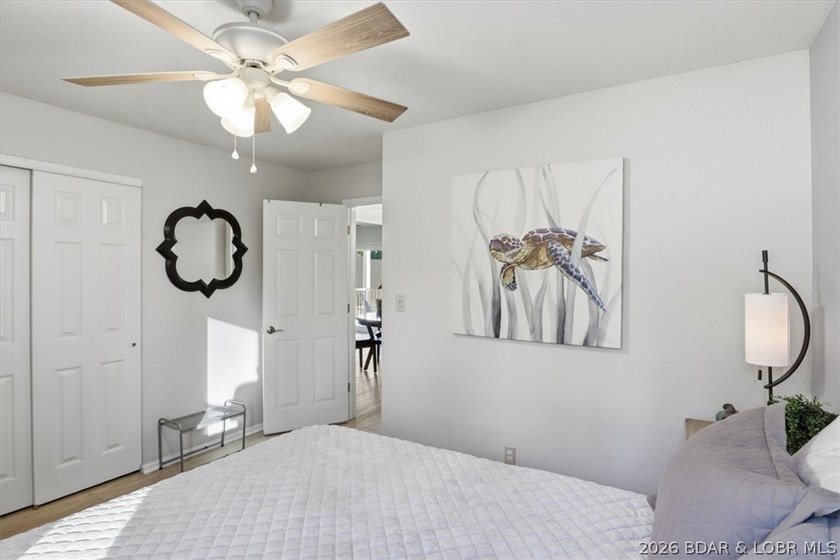 Welcome to lake life made easy! This beautifully updated 2 bed - photo 23