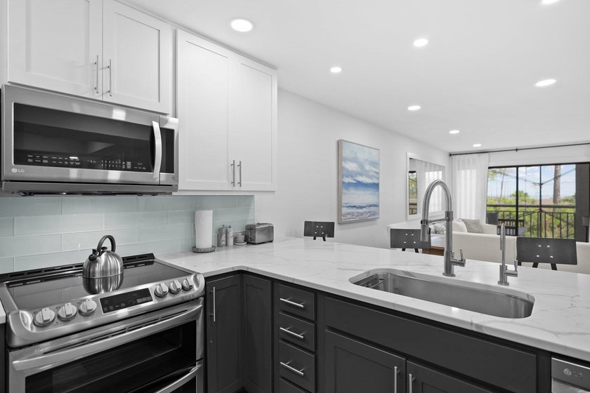 Step into a world of boundless inspiration at 8980 Heron Walk - photo 4