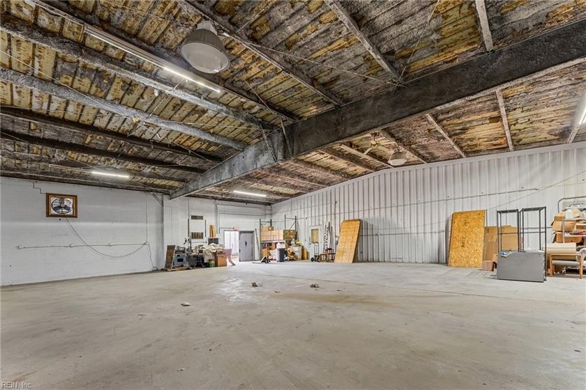Exceptional commercial opportunity featuring multiple buildings - photo 18