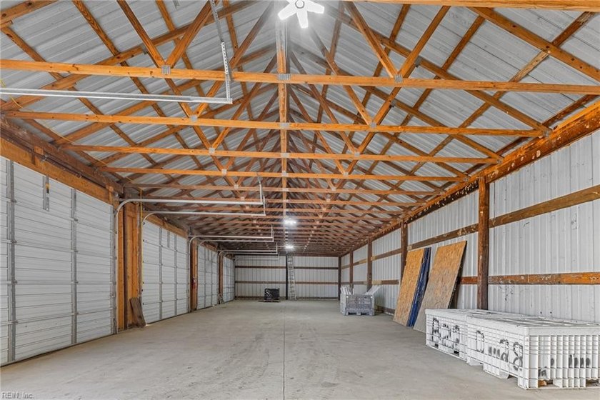 Exceptional commercial opportunity featuring multiple buildings - photo 26