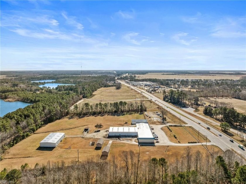 Exceptional commercial opportunity featuring multiple buildings - photo 34