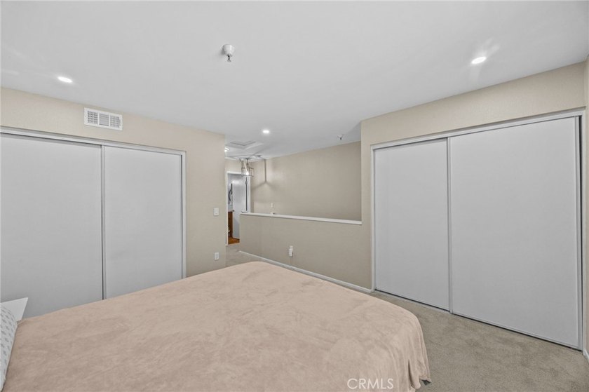 BIG PRICE IMPROVEMENT!! SELLERS WANT THIS ONE SOLD!! Beautifully - photo 11