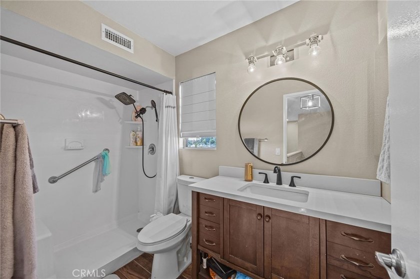BIG PRICE IMPROVEMENT!! SELLERS WANT THIS ONE SOLD!! Beautifully - photo 13