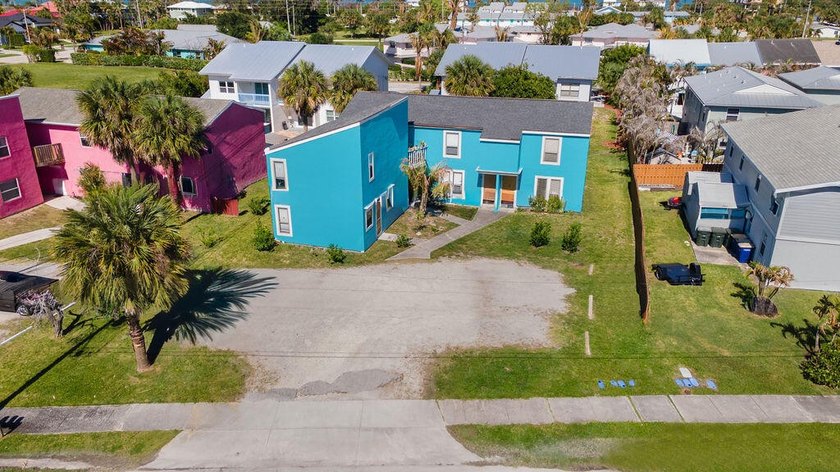 Rare opportunity to acquire two adjacent fourplex buildings - photo 15