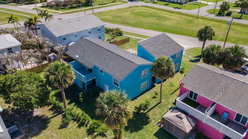 Rare opportunity to acquire two adjacent fourplex buildings - photo 18