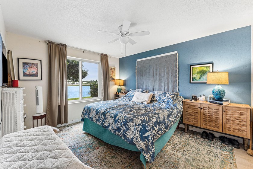 Welcome to one of Sterling Village's most coveted residences - photo 12