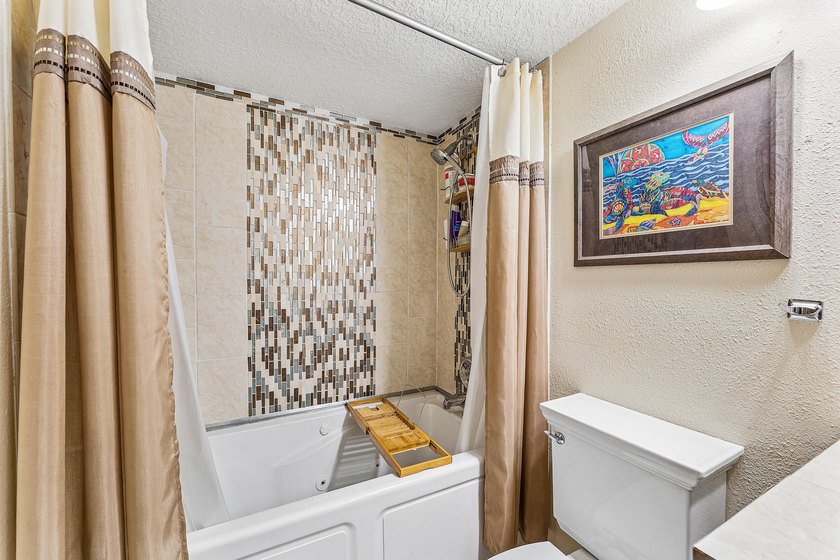 Welcome to one of Sterling Village's most coveted residences - photo 18