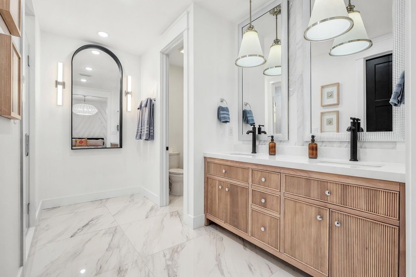 Offered fully furnished, 212 George C. Wallace Boulevard is a - photo 20