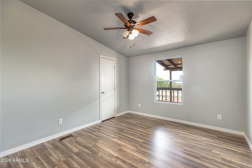 8429 Pinon Drive, Show Low, AZ 85901 - Freshly updated and - photo 12