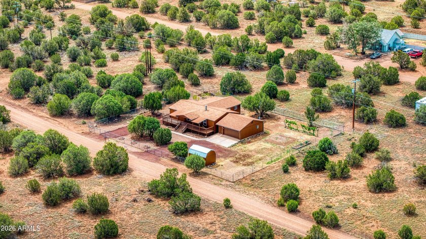 8429 Pinon Drive, Show Low, AZ 85901 - Freshly updated and - photo 29