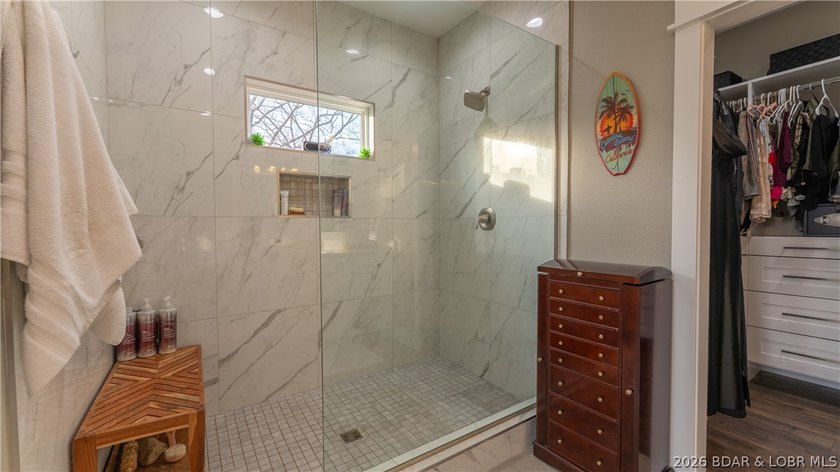 Spacious 5-bedroom, 3-bathroom home is ready for its new family! - photo 13