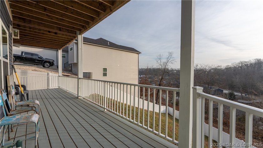 Spacious 5-bedroom, 3-bathroom home is ready for its new family! - photo 26
