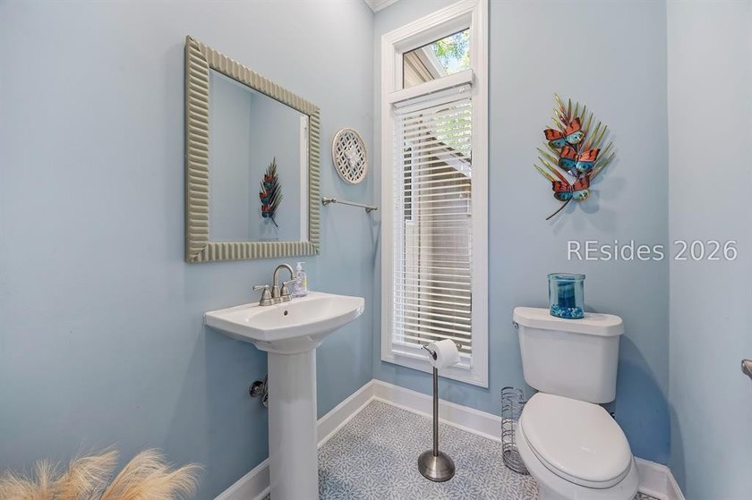 Harbourfront elegance in Windmill Harbour. Positioned on two - photo 22