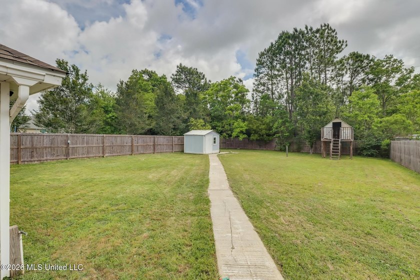 Fresh new flooring, a price improvement, and a location that's - photo 24