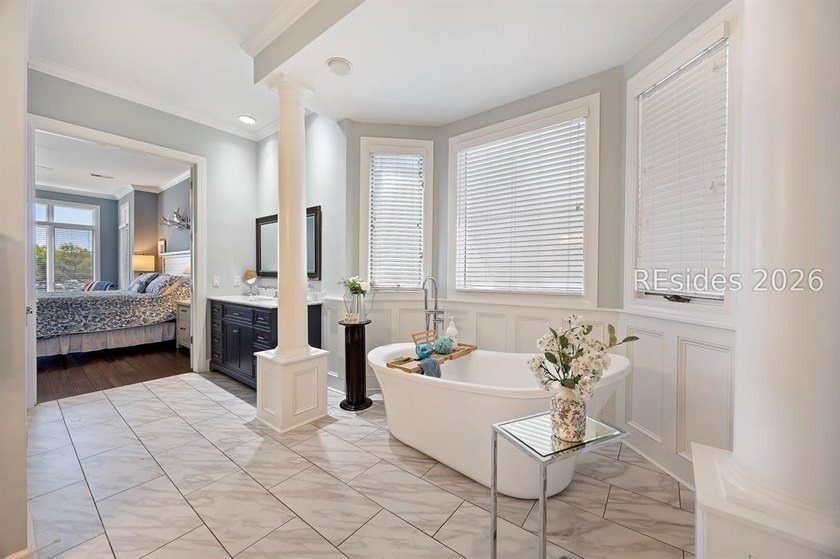 Harbourfront elegance in Windmill Harbour. Positioned on two - photo 27