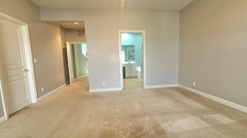 Updated Beautiful Family Home in the Heart of Tradition. End - photo 18