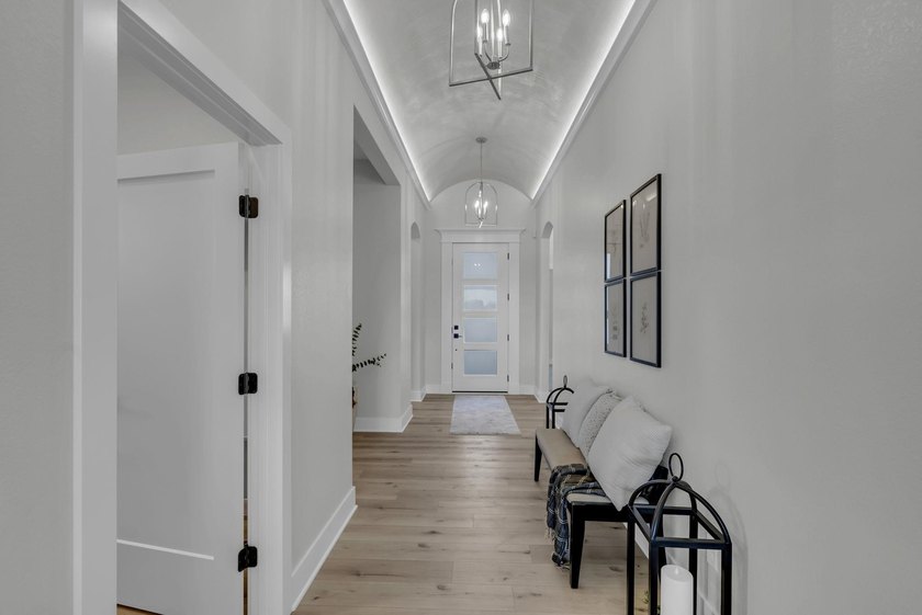 Seller will pay the first two years of HOA dues! This stunning - photo 4