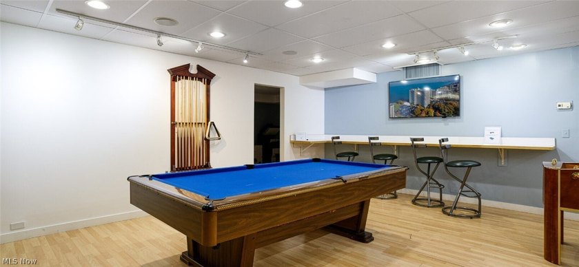 Welcome To Winton Place On Lakewood's Gold Coast! Experience The - photo 19