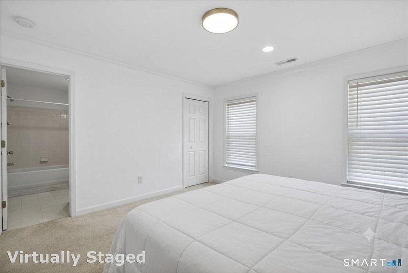 Welcome to 220 Castle Avenue in Fairfield, a beautiful end unit - photo 8