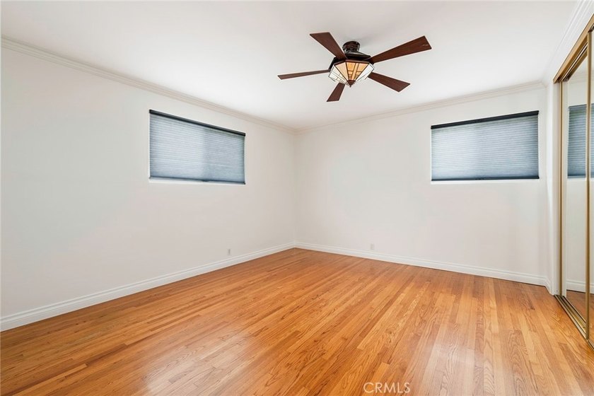 Charming Own-Your-Own Unit in the Heart of Alamitos Beach - photo 14