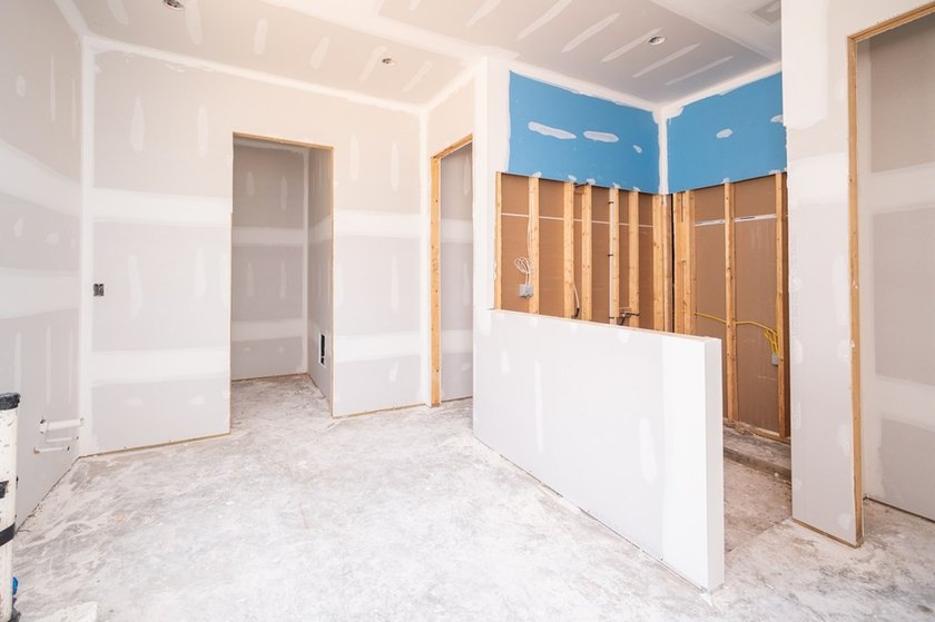 Brand new construction set in a truly majestic landscape within - photo 16