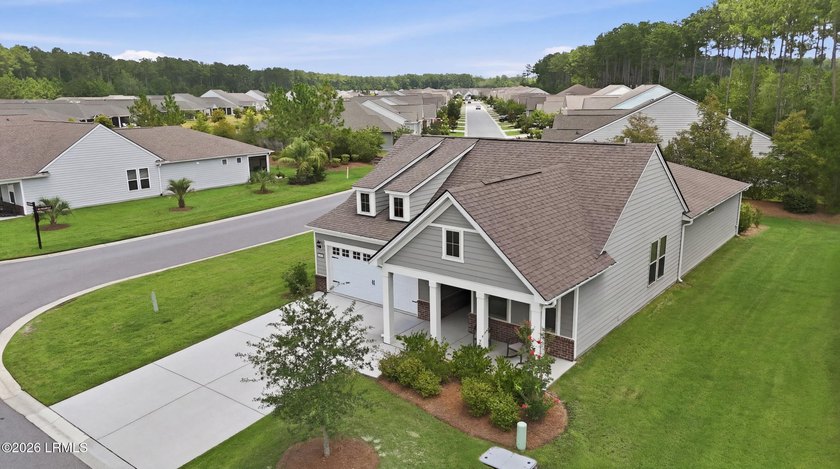 Built in 2021, this beautifully designed one-story home in Sun - photo 37
