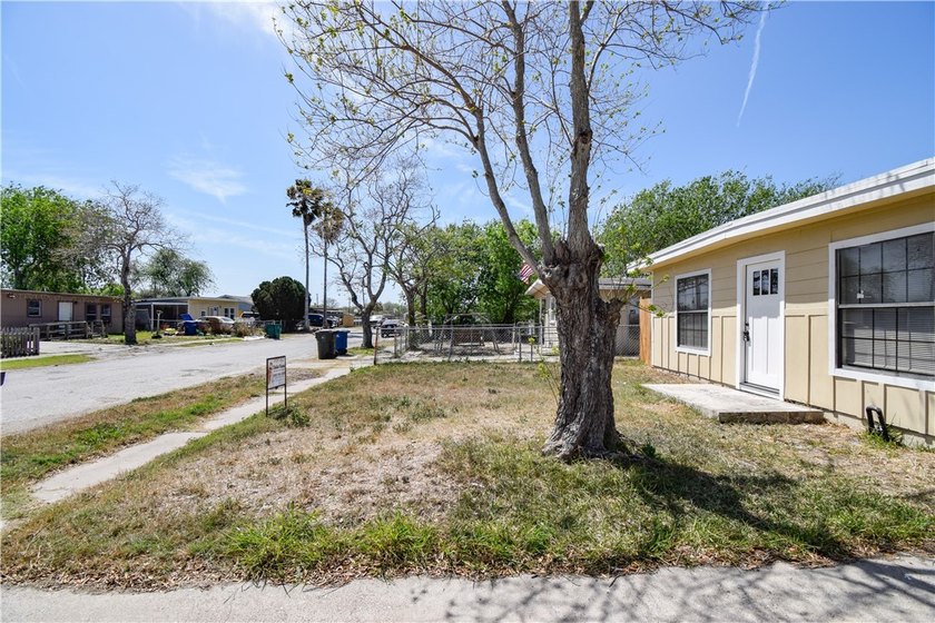 Just renovated!! Added another bedroom and large bathroom - photo 5