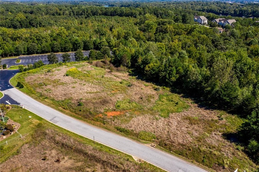 Desirable high traffic property located right at I-85 and US - photo 10