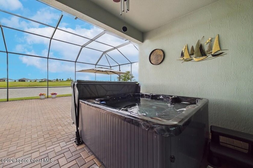This 4 Bdrm, 3 Bath, 3 Car Garage Lakefront Home on CUL DESAC! - photo 42