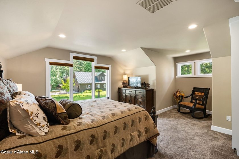 At Lakeside Lodge at Birch Haven, luxury is measured in moments - photo 46
