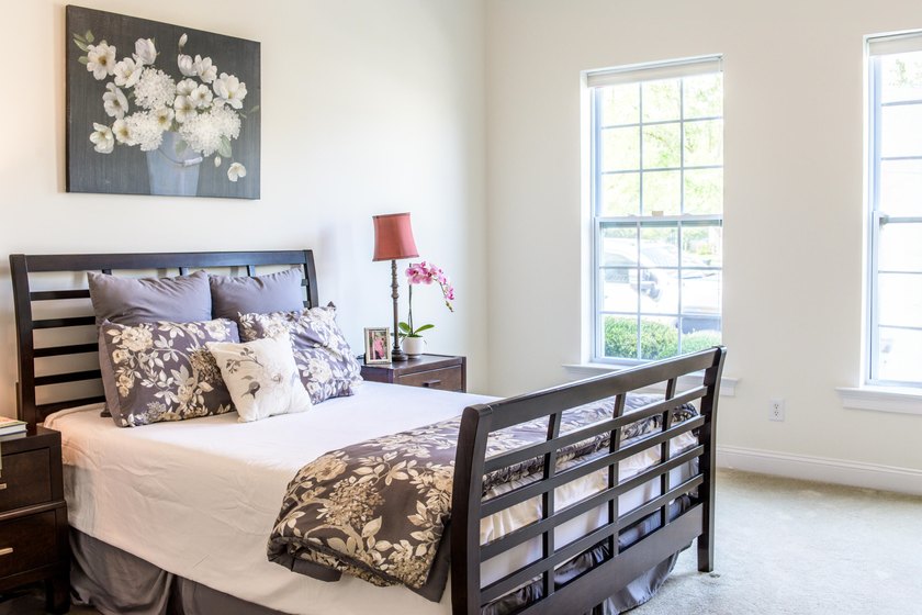 Stunning Pond Views | Turnkey &amp; Move-in Ready Welcome to your - photo 14