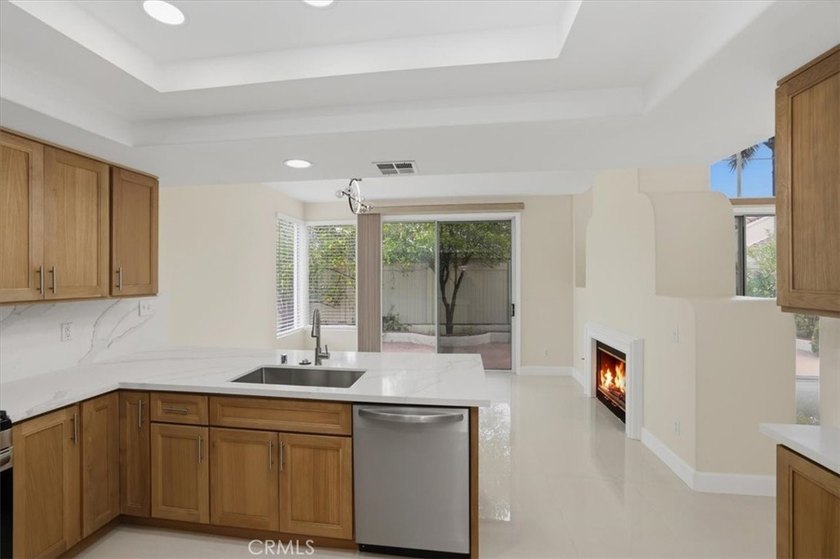 Back on the market due to no fault of the home. Welcome to this - photo 21