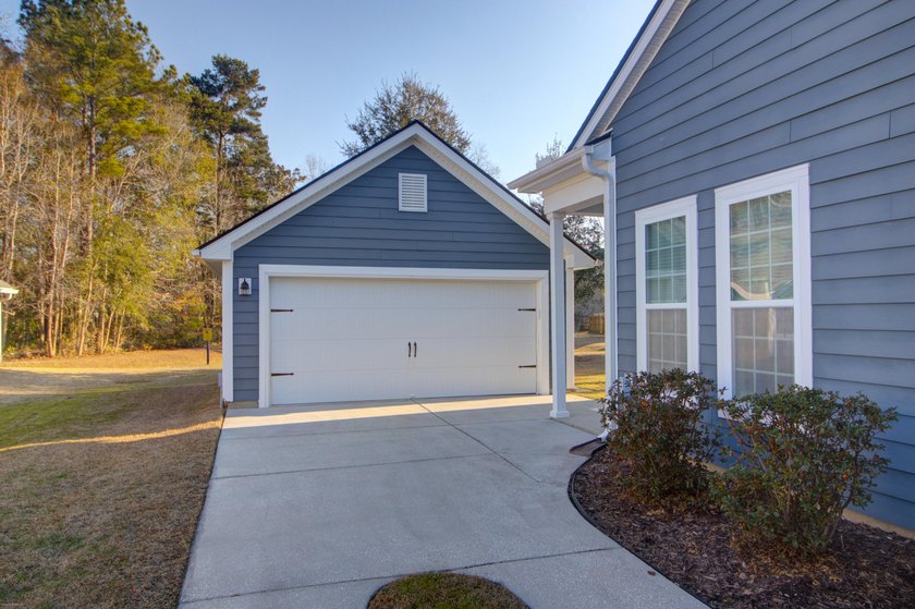 Stunning Pond Views | Turnkey &amp; Move-in Ready Welcome to your - photo 30