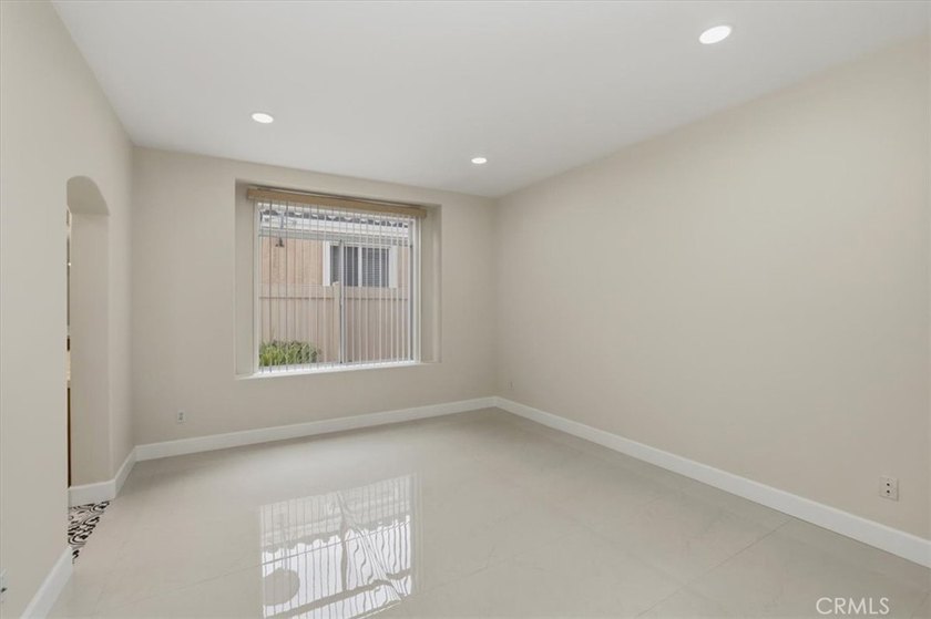 Back on the market due to no fault of the home. Welcome to this - photo 30