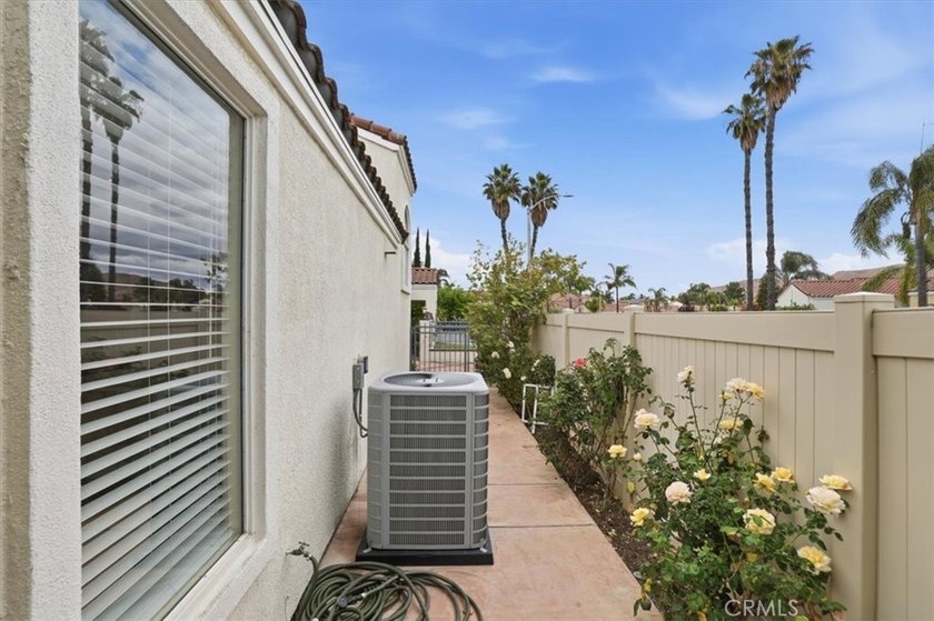 Back on the market due to no fault of the home. Welcome to this - photo 48