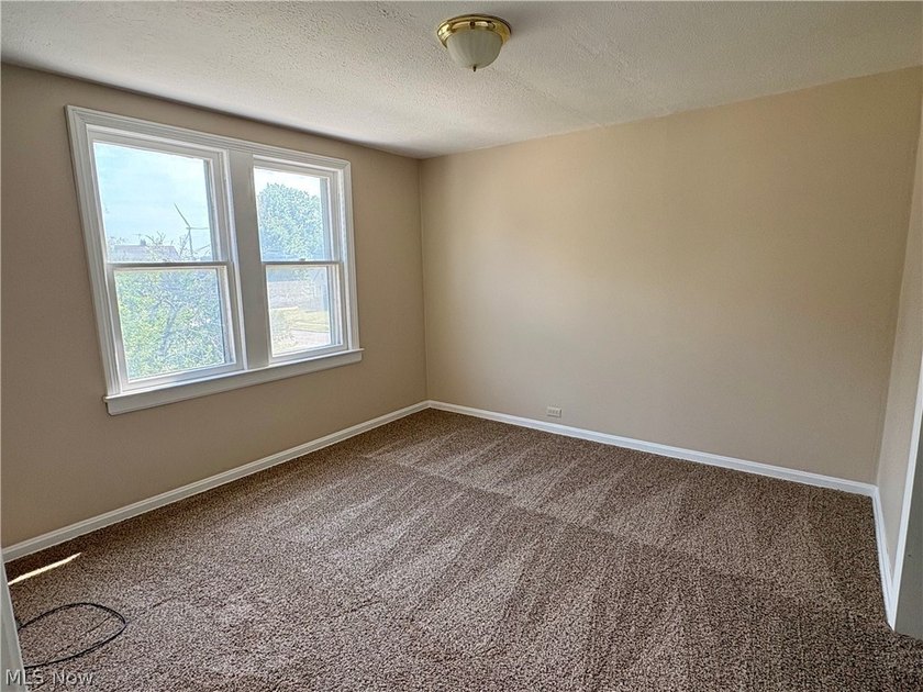 This turn-key home is ready for its new owner!! The brand new - photo 22