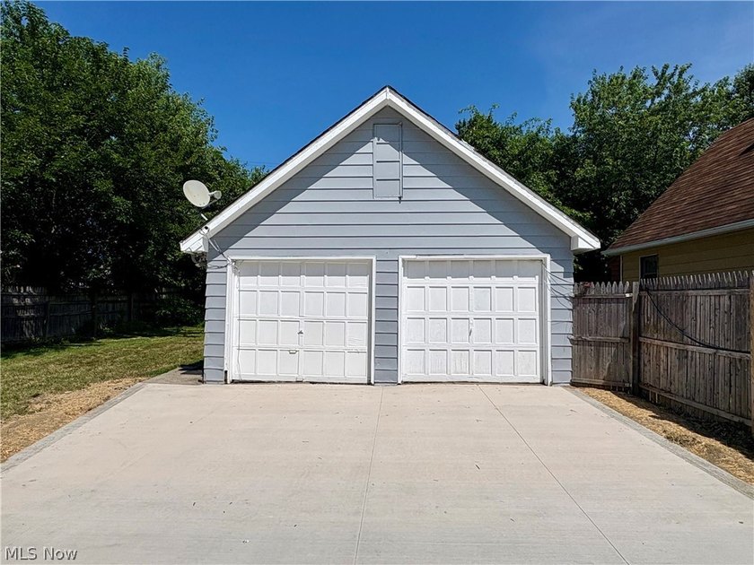 This turn-key home is ready for its new owner!! The brand new - photo 33