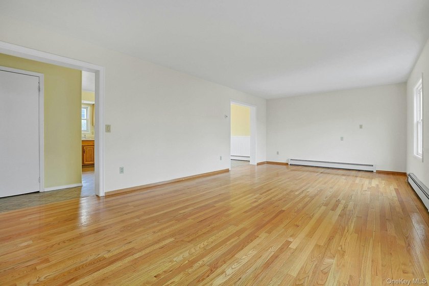 Welcome to this well-maintained 3-bedroom, 2.5-bath home in the - photo 7