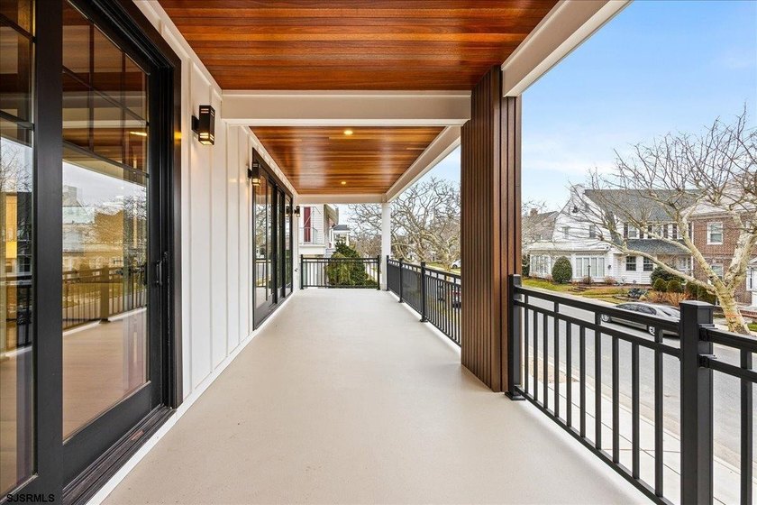 Welcome to coastal luxury redefined. This brand-new custom - photo 33