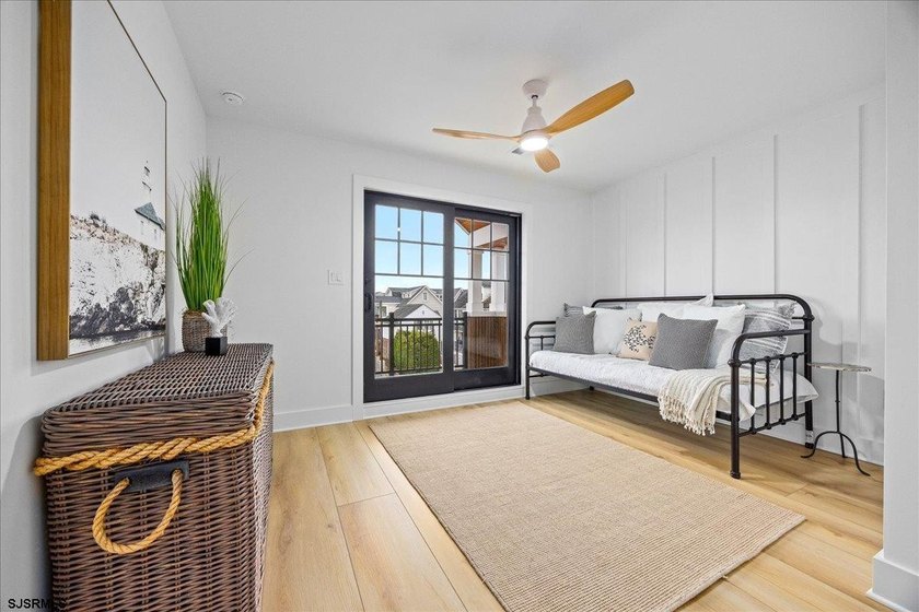 Welcome to coastal luxury redefined. This brand-new custom - photo 43