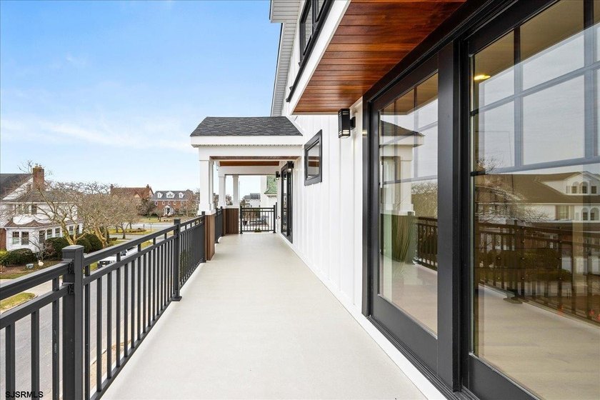 Welcome to coastal luxury redefined. This brand-new custom - photo 46