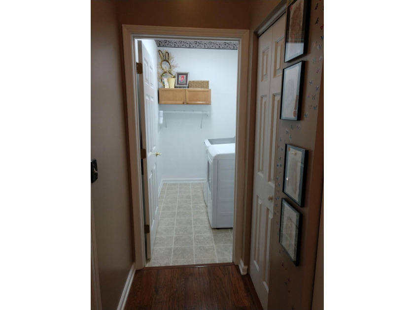 Ranch villa. Maintenance free living. Beautiful home move in - photo 16