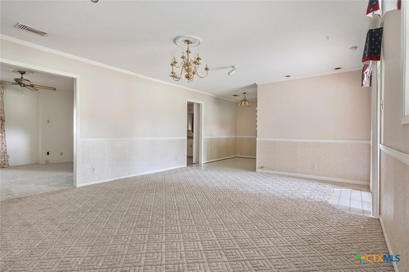 Super low tax rate area. Troy schools. Extremely well kept home - photo 16