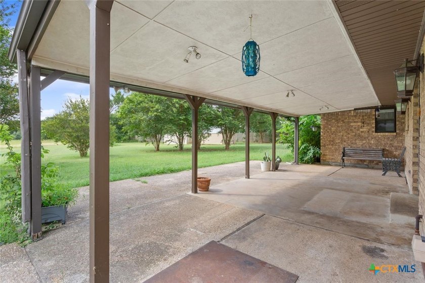 Super low tax rate area. Troy schools. Extremely well kept home - photo 39