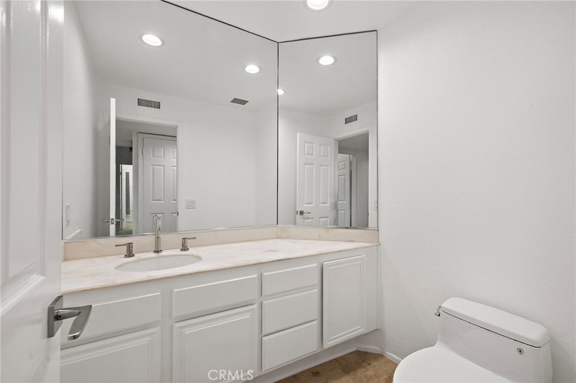 Welcome to 21 Montpellier, an exceptional 2,700sq ft - photo 20