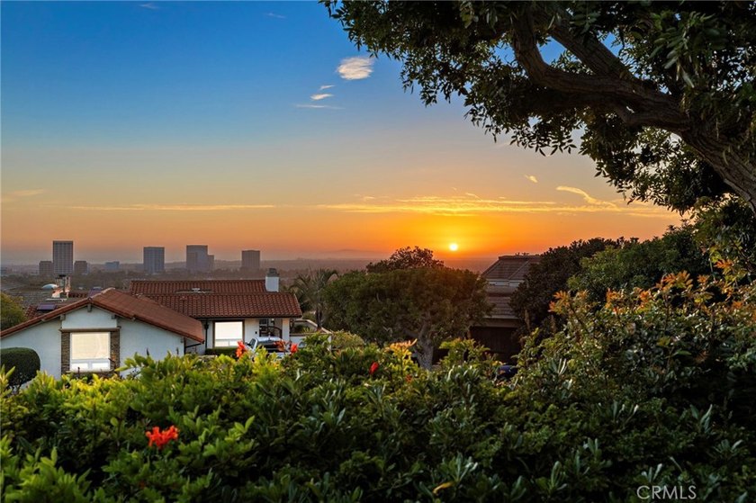 Welcome to 21 Montpellier, an exceptional 2,700sq ft - photo 29