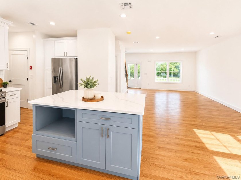 New Construction Colonial 100% completed! Raised high and dry - photo 16