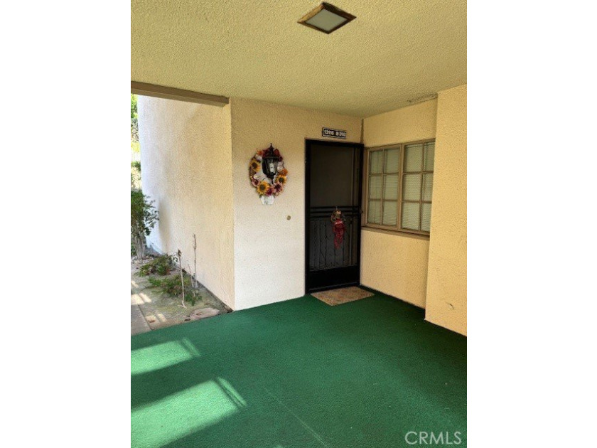 13116 La Jolla Cir, unit B, a meticulously kept , lower level - photo 2